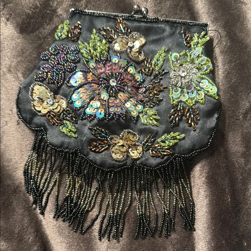 Embellished Floral Beaded Clutch